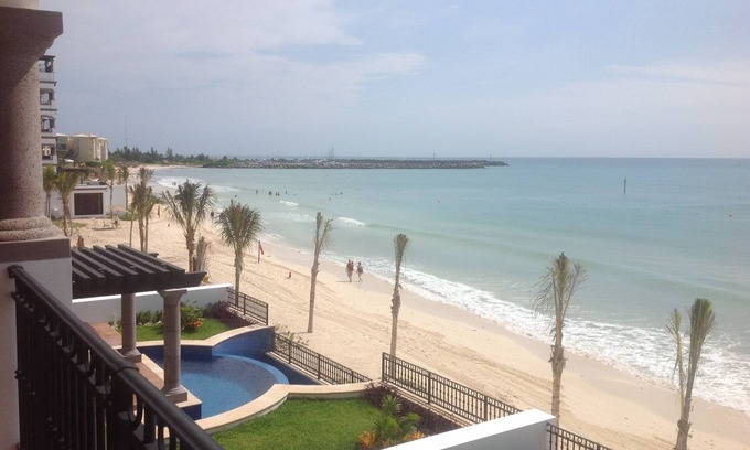 Puerto Morelos Condo | 3 Bedroom Condo On The Beach with full Amenities of Luxury Resort Complex