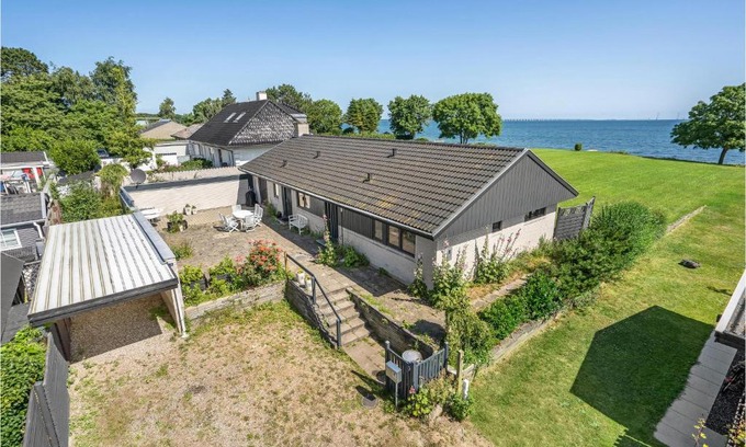 Frørup House | 3 Bedroom Cozy Home In Frørup