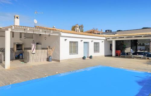 Lucena House | 3 Bedroom Cozy Home In Lucena