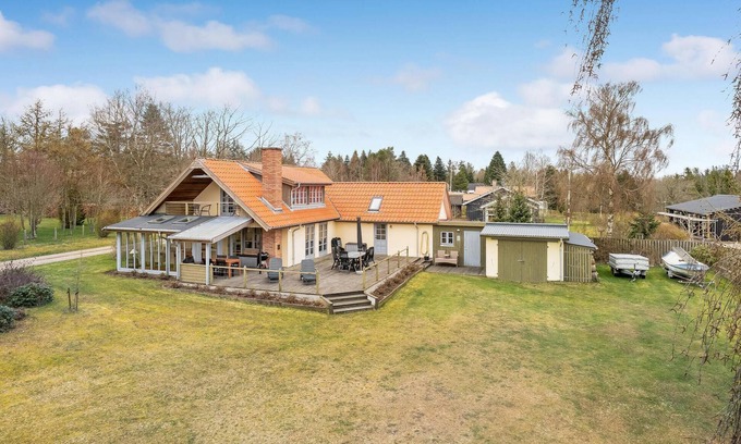 Sundstrup House | 3 bedroom gorgeous home in Højslev