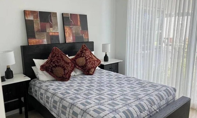 St. Helena House | 3-bedroom house surrounded by vineyards in serene St. Helena with Pool