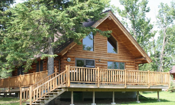 Orr Cabin | 3 bedroom Log cabin, Orr Mn