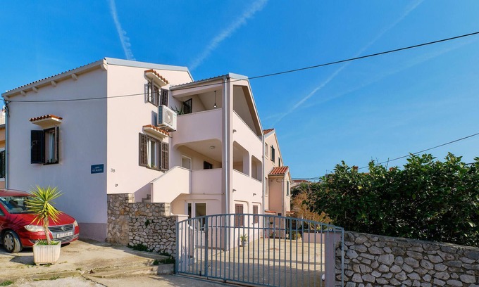 Cove Murtar Apartment | 3 bedroom nice apartment in Mali Losinj