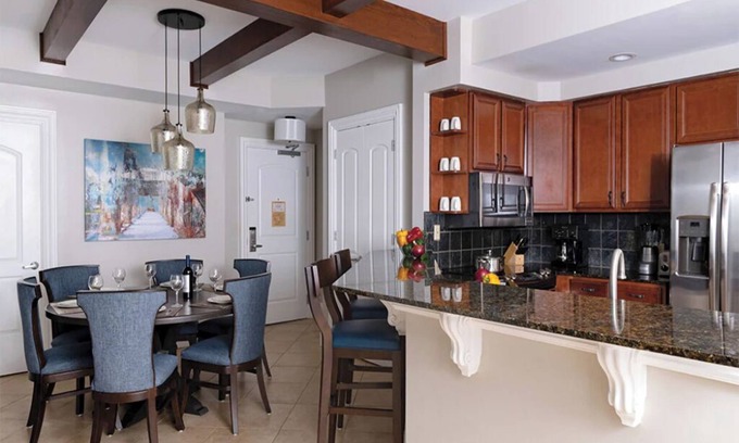 Downtown San Antonio Condo | 3 Bedroom Presidential Condo w/Kitchen, on Riverwalk in San Antonio, La Casada!