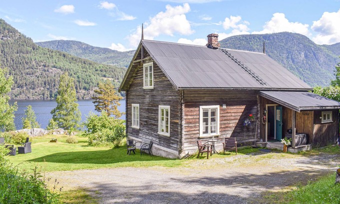 Tokke House | 3 bedroom stunning home in Vråliosen