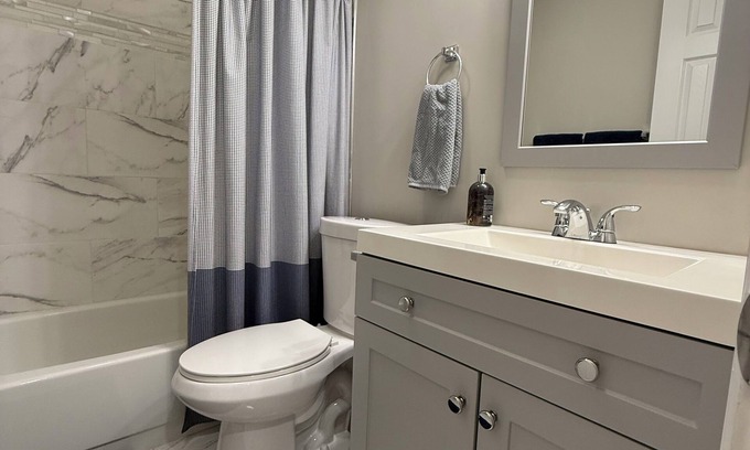 Calverton House | 3-bedroom townhome in serene Silver Spring with AC