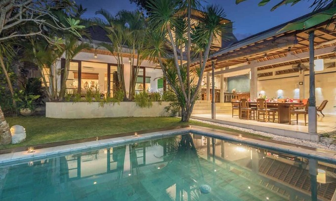 Batubelig Villa | 3-Bedroom Villa in Batu Belig
