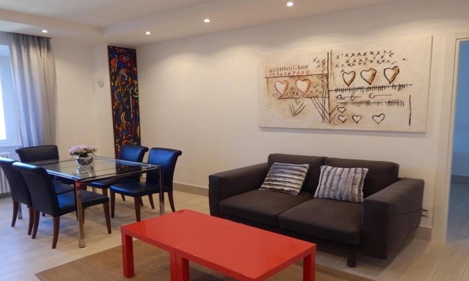 Vatican Apartment | 3 beds/3 baths, 3 min. walking to the Vatican Museums, metro station, FREE WIFI