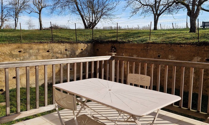 Estang House | 3 gîtes in a charming house for up to 20 people