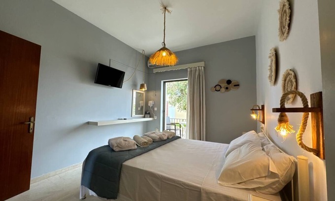 Sidari Apartment | 3 little pigs apartments