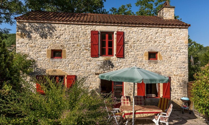 Degagnac House | 3 luxury holiday homes with swimming pool on a small estate in Dordogne / Lot
