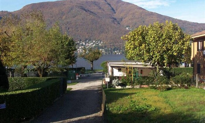 Maccagno Apartment | 3-room apartment only 100 m from the beach and the lake promenade