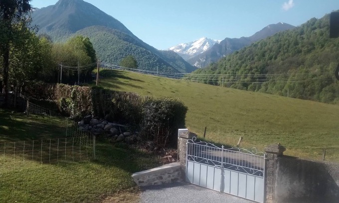 Asson Cottage | 3-star gîte in the Pyrenees.