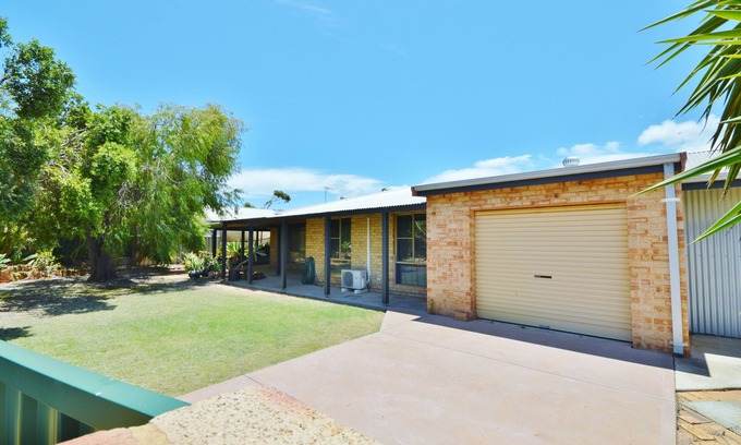 Kalbarri House | 3 Starfire Close, KALBARRI WA