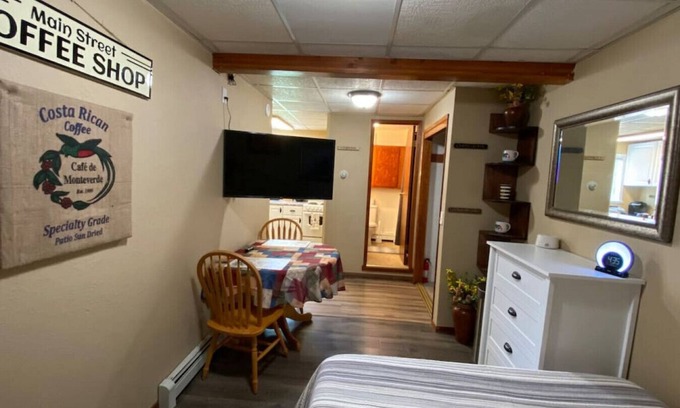 Fairbanks Apartment | 305 Gar Eff Coffee · Unique Coffee studio, walking distance to downtown