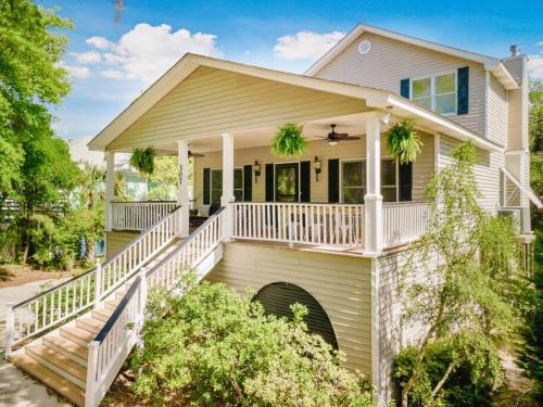 Sunset Point House | 307 W Indian - The Prickly Pear