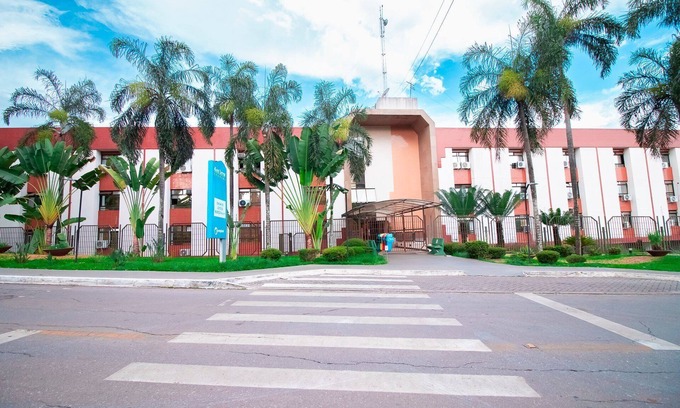 Sudoeste e Octogonal Apartment | 360 Mont Serrat by Ozped