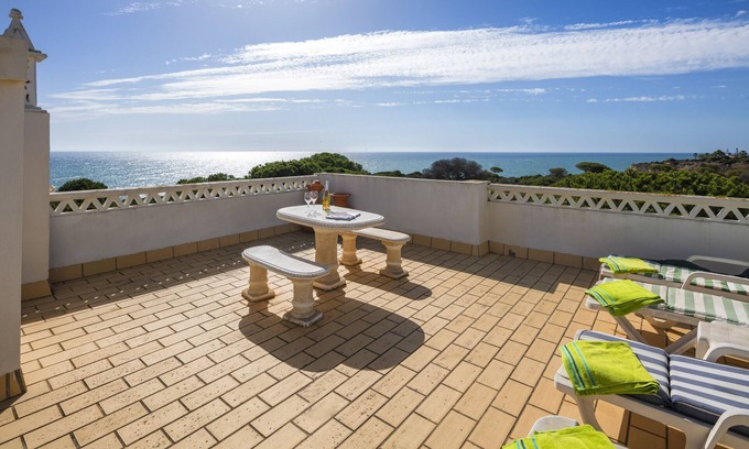 Carvoeiro Ski Chalet | 39 Terraços de Benagil (Casa Mulhollanda)