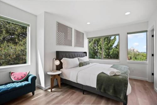 Roosevelt House | 3BR 2.5BA ROOFTOP VIEW GREEN LAKE HIDEAWAY