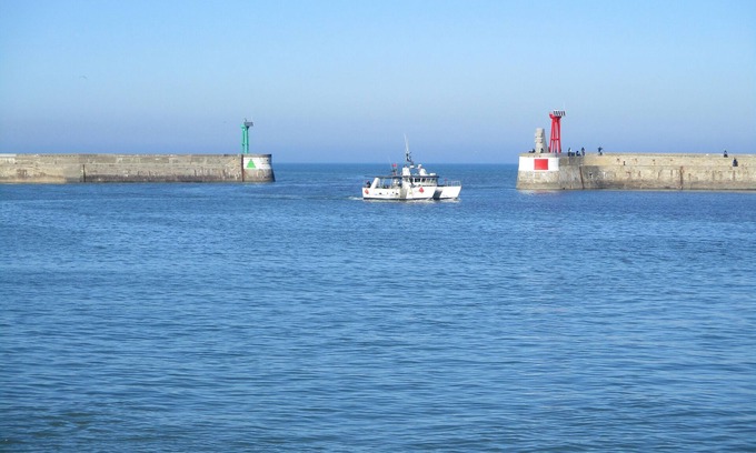 Port-en-Bessin-Huppain Apartment | 4 * apartment exceptional sea view Normandy landing beaches France