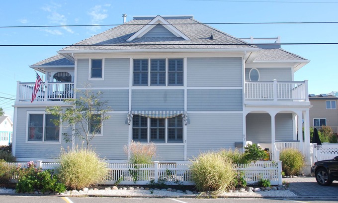 Beach Haven House | 4 BDRM w/pool. Steps to beach & Bay Village. Availble- Memorial Day WKND