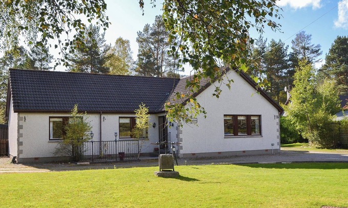 Nethy Bridge Cottage | 4 bedroom accommodation in Nethy Bridge, near Aviemore