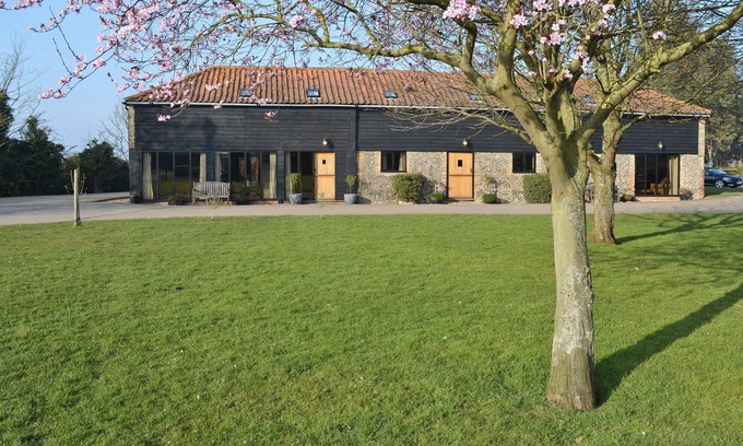 Uggeshall Cottage | 4 bedroom accommodation in Uggeshall, near Southwold