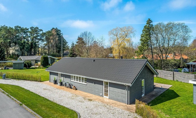 Rageleje House | 4 bedroom awesome home in Vejby