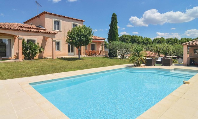 Calvisson House | 4 bedroom beautiful home in Calvisson