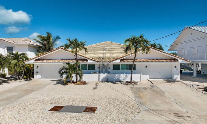 Key Colony Beach House | 4-bedroom house in wonderful Key Colony Beach with Cabana Club