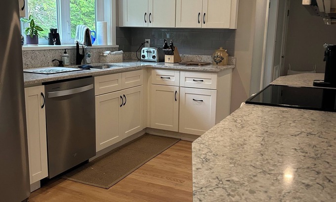 Scarborough House | 4-bedroom house in Scarborough with fully equipped kitchen, WiFi, near beaches.
