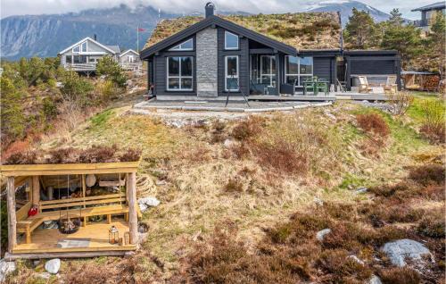 Aure House | 4 Bedroom Nice Home In Tustna