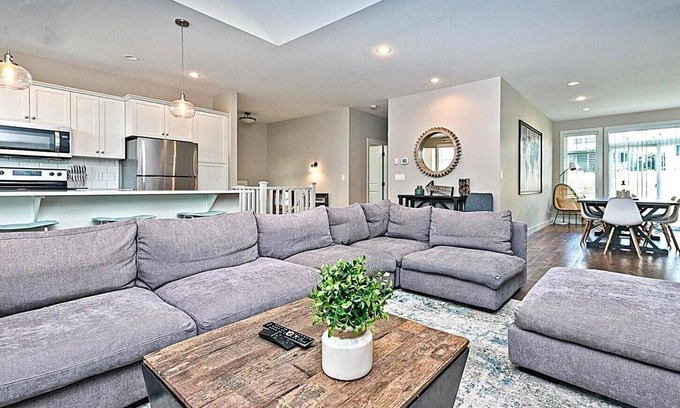 Okanagan-Similkameen House | 4 Bedroom - Pool - Golf cart included #201