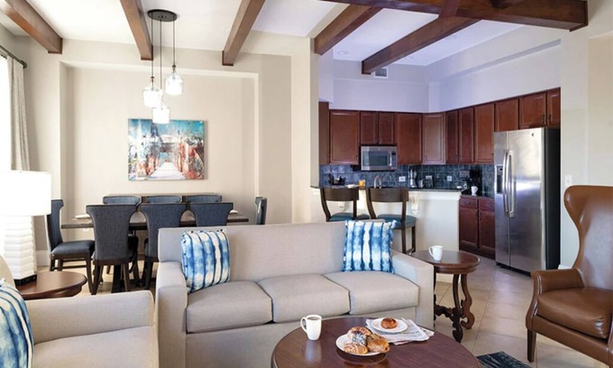 Downtown San Antonio Condo | 4 Bedroom Presidential Condo, on Riverwalk, San Antonio, La Cascada. Sleeps 10!