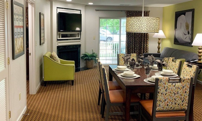 Williamsburg Resort | 4-bedroom, Resort living in Williamsburg