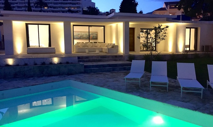 Torreblanca Villa | 4 Beds & 4 Bath, 150mts from the beach, Private Heated Pool, BBQ