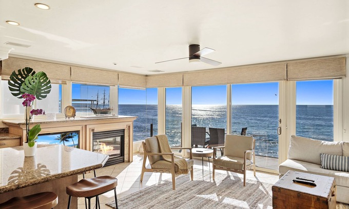 Laguna Beach Villa | 4 Experience the French Elegance of Martinique, the elegant Villa with a Balcony (D)