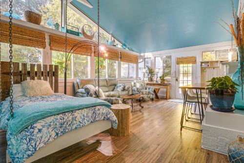 Wake Forest House | 4 Mi to Falls Lake Dog-Friendly Wake Forest Home