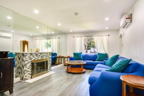 Englewood Apartment | 4 Mi to NYC, Shared Yard Englewood Apartment!