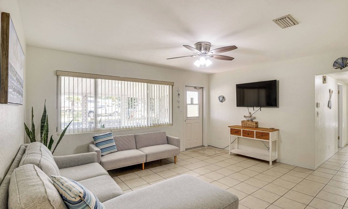 Rio Vista House | 4 Mi to Shore: Family Home in Daytona Beach