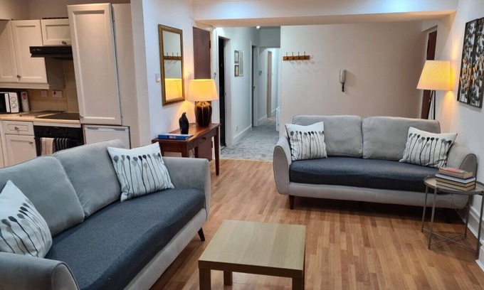 Old Town Apartment | 4 New Assembly Close Apartment - Edinburgh Royal Mile