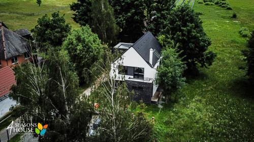 Zetea Bed & Breakfast | 4 Seasons - House