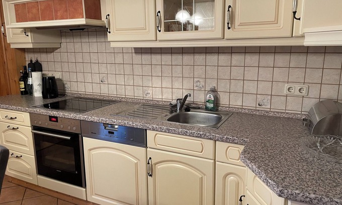 Dargen House | 4-sided courtyard with water views of the Szczecin Lagoon: perfect for family vacations