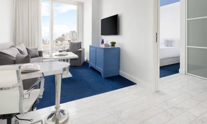 SoHo House | 4 Spacious Units! Parking, Pets Allowed Close to Elizabeth Street Garden!