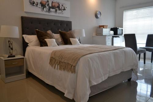 Woodmead House | 4 Woodmead Suites