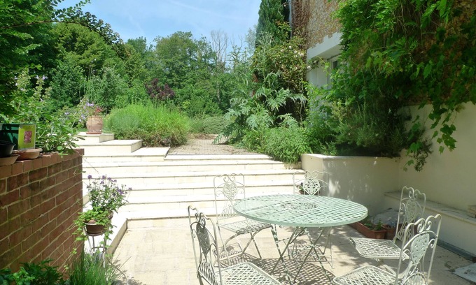 Vallangoujard House | 45 km from Paris Parc du VEXIN Large house - sleeps 13 - near Auvers/Oise