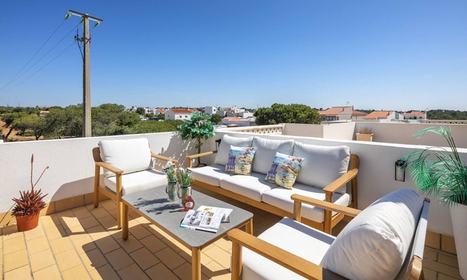 Lagoa e Carvoeiro Ski Chalet | 47 Terraços de Benagil (Casa Smith)