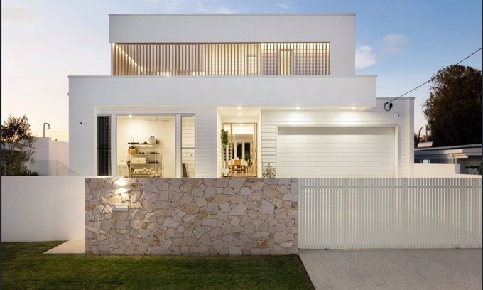 Golden Beach House | 47 Theresa Street Golden Beach