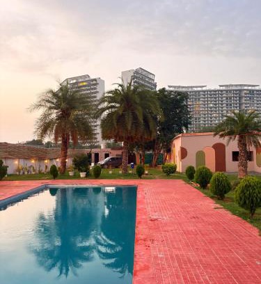 Gurugram Villa | 4am by Tipsyeuphoria
