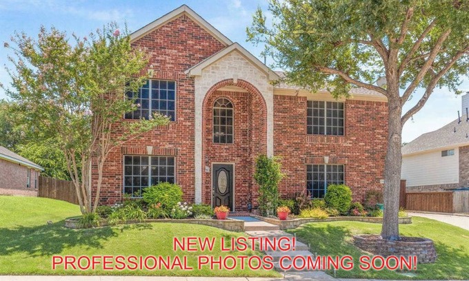 McKinney House | 4BD Spacious Home | Backyard, Pool, Jacuzzi